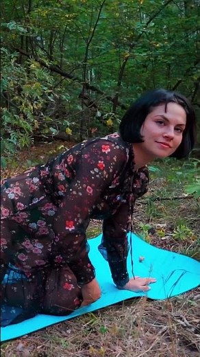 ELEGANT YOGA IN NATURE | EVELINA’S STRETCHING SESSION!
