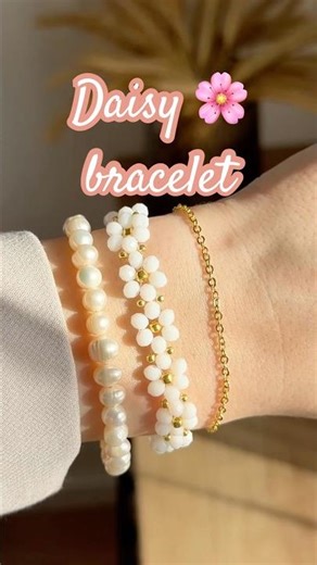 Simple & Clean: DIY Beaded Daisy Bracelet 🌼✨
