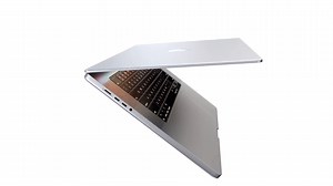 【动态视觉鉴赏】The Apple Macbook Pro 苹果笔记本电脑商业广告宣传片动画，数码产品笔记本电脑C4D三维创意视觉动画，