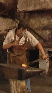 Forging Axes in the Blacksmith’s Shop 🔨🔥 | Eugenio Monesma Documentaries