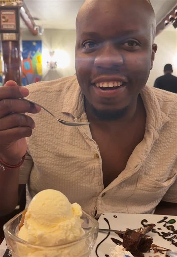 Garlic shrimp. El Gaucho steak. Ribeye. Sauces that took the garlic bread from an 8.5 to a 10. Argentine ice cream and an espresso dessert drink to close. And they sang happy birthday to Sean. El Gaucho did not miss. #roamingtheworldwithyou #aruba #elgauchoaruba #arubarestaurants #caribbeantravel