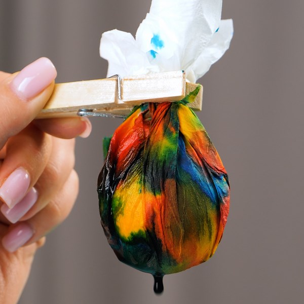 Easy last-minute ways to color your Easter eggs!