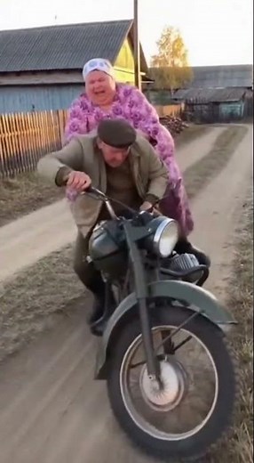 Самая неожиданная поездка на мотоцикле, которая закончилась тем, чего никто не ждал