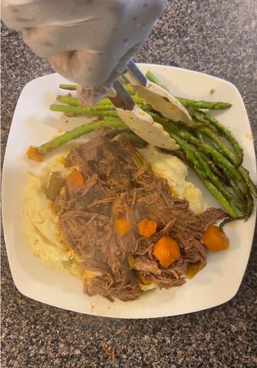 Crockpot Roast with Mashed Potatoes & Asparagus