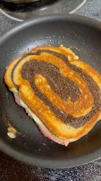 Toasted Pastrami Sandwich For A Late Dinner