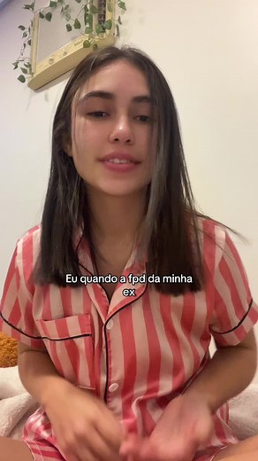 Os vídeos de Tati Gabrieli (@martns_gabi) com swimming pools - chanceaudioss