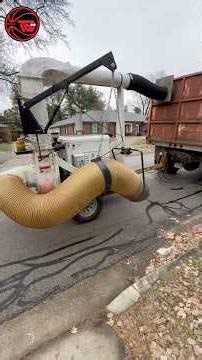 How a Leaf Vacuum Truck Works! EASY to Use! DiY! #leaf #truck #work #leave #fyp