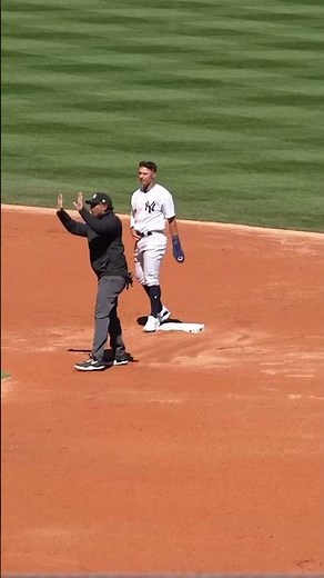 Anthony Volpe's first career stolen base!