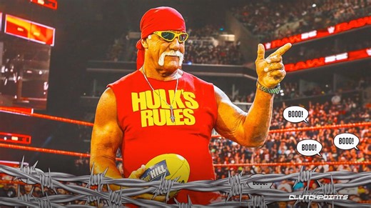 Hulk Hogan Gets Relentlessly Booed In His Return To WWE RAW