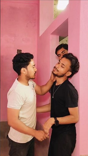 Mujhe ek bar lagane dena | netflix gay series | romantic gay love story | nayek wasim #reels #shorts