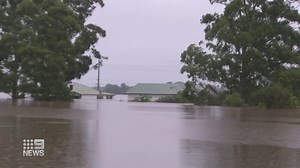66K views · 119 shares | The monster wet that's drenching swathes of New South Wales will lash parts of Victoria as two weather systems collide. More details on Victoria's severe weather warnings: 9Soci.al/61ja50E5PcD #9News | nightly at 6.00pm | 9 News Melbourne | Facebook