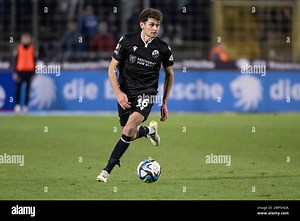 Muenchen, Deutschland. 28th Jan, 2024. Alexander Fuchs (SV Sandhausen, #16). GER, TSV 1860 Muenchen gegen SV Sandhausen, Fussball, 3. Bundesliga, 23. Spieltag, Saison 2023/2024, 28.01.2024. (DFL DFB REGULATIONS PROHIBIT ANY USE OF PHOTOGRAPHS as IMAGE SEQUENCES and or QUASI-VIDEO). Foto: Eibner-Pressefoto/Heike Feiner Credit: dpa/Alamy Live News Stock Photo - Alamy