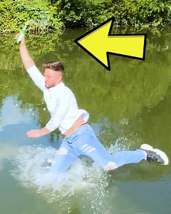 36M views · 388K reactions | THE BEST "CATCH IT YOU KEEP IT" CHALLENGE EVER!! 藍 | Woody & Kleiny | Facebook