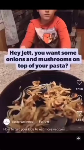 Rudra on Instagram: "Некоторые страны используют самовосстанавливающийся бетон, который может сам ремонтировать трещины. В состав такого бетона добавляют бактериальные споры. Эти бактерии «спят» до тех пор, пока в трещину не попадут вода и воздух. Как только это происходит, бактерии активируются и начинают производить известняк, заполняя трещину изнутри. Получается, что бетон как будто живой и может восстанавливаться без участия человека. Это значительно увеличивает срок службы мостов, дорог