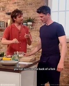 Matthew Goode on Saturday Kitchen Live - Part 7 Sorry it took me so long to post this next installment. I was on holiday and needed to rewatch to decide what to post. In this segment Matthew is making himself at home by taking his jacket and shoes off (that made me laugh 😆) and making cavatelli pasta shapes with chef Julius Roberts. I have not cut this down because frankly I could watch Matthew make pasta all day long (is it just me? Should I seek counselling? 😬). And as usual Matthew was funn