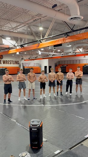 Another week and a TON of REPS💪. These wrestlers from the EHS Wrestling squad have been hitting it hard all summer. Looking forward to wrapping this small group up Thurs this getting a huge group working towards season. #strengthandconditioning #strengthtraining #wrestling #highschool #highschoolwrestling #arms #pullup #shoulders | Tank's Training-Facility