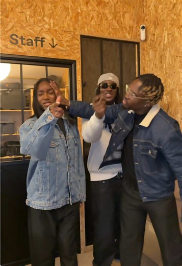 RESSAISIS TOI 👀@SHILOH 🤣 @Liim’s 🇨🇮BIEN LISSE LE 13/01 @MUSE LAB 🧪 #ewsfamily