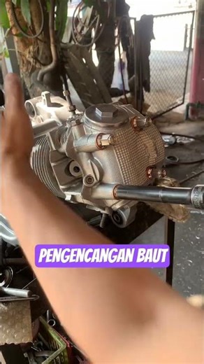 Pengencangan baut #likesubcribe #mechanic #machine