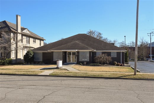 431 Johnston St SE, Decatur, AL 35601 - Office for Sale | LoopNet