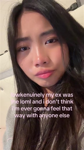 fml #imissmyex | my gf crying over her ex