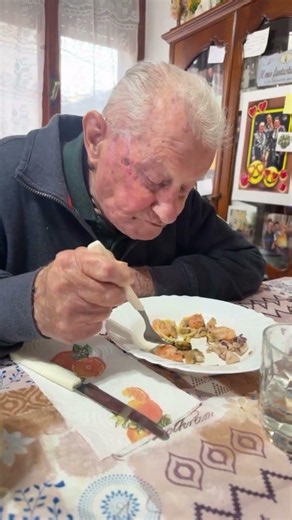 Grandpa Faustino never fails 😁 #foryou #memes #nonnofaustino #foryoupage #funny #laughter #family