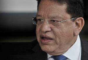 Isu pelajar UiTM 'slow learner': Tengku Adnan mohon maaf