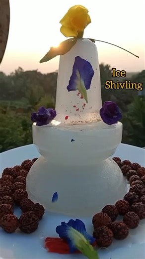 Ice Shivling How to make shivling at home ||#short#foryou#art#diy#shivling#Omnamahshivaya
