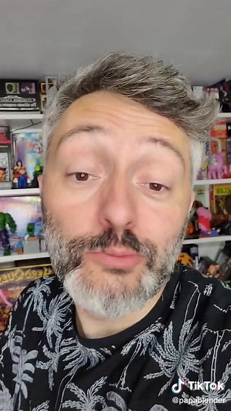 Réponse à @maelgouttebel #et #extraterrestres #extraterrestrial #ovni #ufo #alien #aliens #toy #toys #bootleg #vintage #collector #jouets #cinema #collection #spielberg #stevenspielberg #jurassicpark #movie #funkopop #pop #figurine #pvc #shf #shfiguarts #mezco #neca #marvellegends #geek #jeuxvideo #papablender