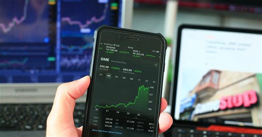 HBO's 'Gaming Wall Street' Documentary Explores GameStop Short Squeeze: Will You Watch? - GameStop (NYSE:GME)