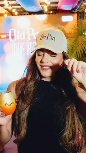 ROOM 103 | Vídeo - Producción audiovisual on Instagram: "Cuando el equipo fluye… y son Carnavales 2026 en Barranquilla con Old Parr 🥃🔥"