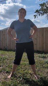 ⭐DAY 21⭐ Fake hula hoop is great to open the pathways in the low spine for issues like low back pain, hip tightness and even upper back tension. This is one of go to exercises to do when I've been sitting a lot or even standing a lot. Moving the spine in all different directions is extremely helpful in clearing up communication from brain to spine. This can lead to less pain, better movement and better body awareness. Give it a try and let me know how you feel after. 📌 Make sure you press FOLLO