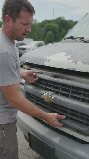 Damaged Grille? 3-Minute Fix #cartips #diy #vandamage