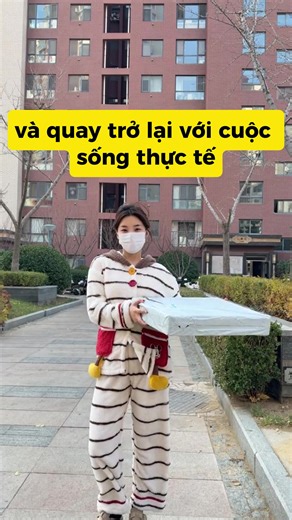 Áo Tiểu Thư Sang Chảnh và Phối Đồ Mạng