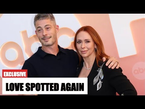 JENNIFER LOVE HEWITT & BRIAN HALLISAY’s Rare Red Carpet Date Night