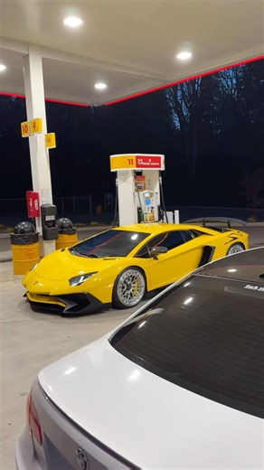 2 of the best sounding cars out there..