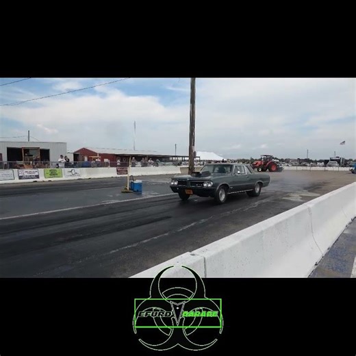 1968 GTO vs 1964 GTO #dragracing #pontiac #musclecar