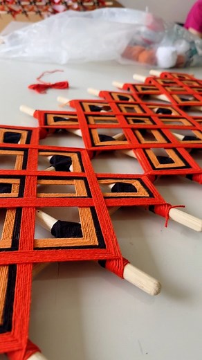 1.2K views · 2.4K reactions | Así se ve lo que se convertirá en un cenefa de mandalas para el restaurante de un hotel. ❣️ Gracias por sus pedidos!! . . . #pluumbago #hechoenmexico #mandalaart #womensupportingwomen #interiorismoydecoracion | Pluumbago | Facebook