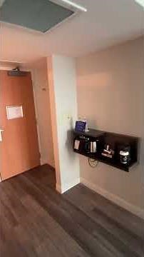 Room tour of Delta Suites, downtown Vancouver BC.