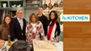 Watch The Kitchen Season 1 Episode 37 - Homecoming