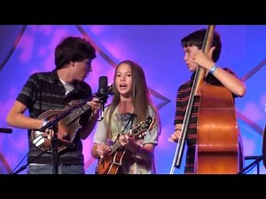 OMGG perform "California Cottonfields" at 2009 IBMA World of Bluegrass Festival
