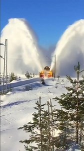 Japan’s Snow Warriors 🚆❄️ | The Machines That Keep Trains Running in Blizzards