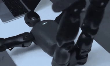 Chinese firm unveils world’s smallest humanoid robot - VnExpress International