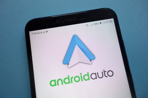 Android Auto peut désormais ouvrir et fermer votre garage !