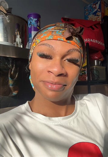 Story time on how @Ardonia did my lashes too good use code “Lotntiktok” 20% off 🥰