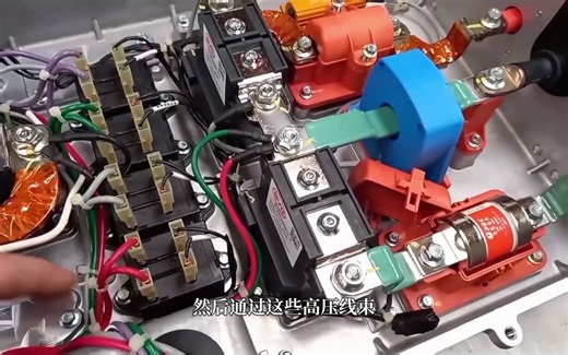 比亚迪BYD E6新能源汽车高压配电盒PDU拆车讲解—电动汽车维修
