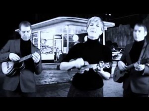 The Ukelites: Further On Up The Road