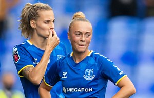 Bennison om livet i England: "Allt känns proffsigare"