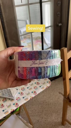 Creating a Colorful Jelly Roll Quilt: Step by Step Guide