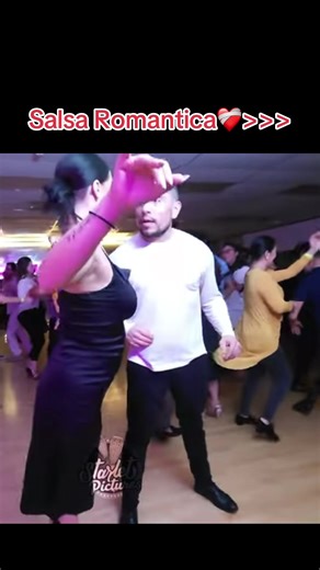 Salsa Romantica Dancing: Join the Passionate Moves