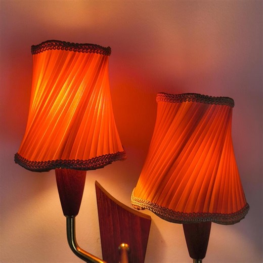 Pair of 1950s Danish MCM Pleated Lamp Shades – Clip-on Style for Sconces/chandeliers - Etsy